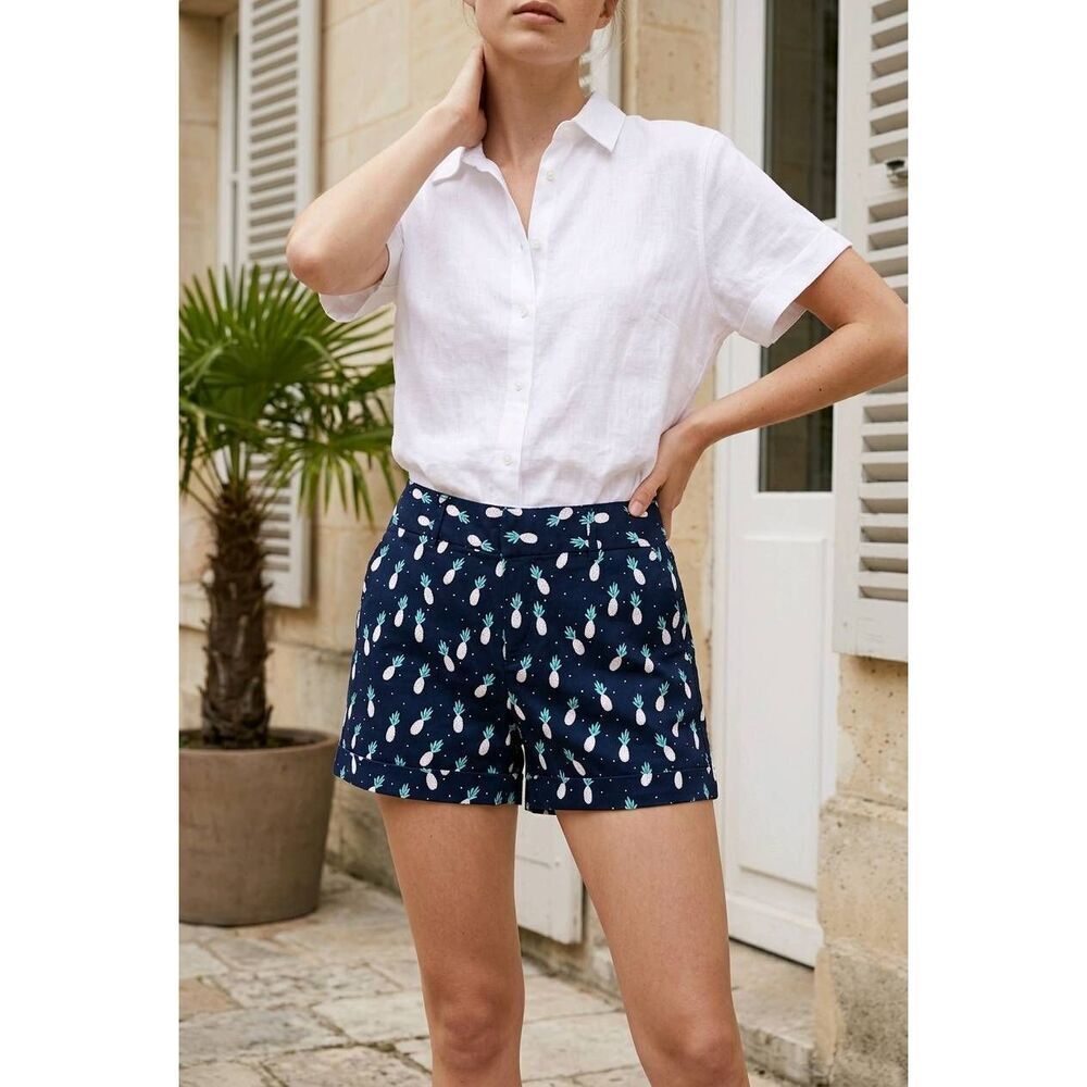 ☔️🔸️Maison Jules Blue Pineapple Maddie Everyday Cuffed Shorts Size 6